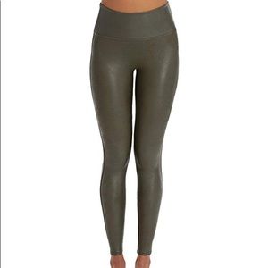 BRAND NEW w/ TAGS Spanx size S leggings